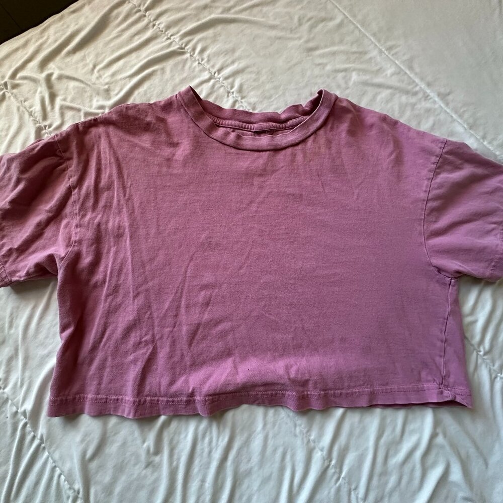Basic Pink Cropped Tee